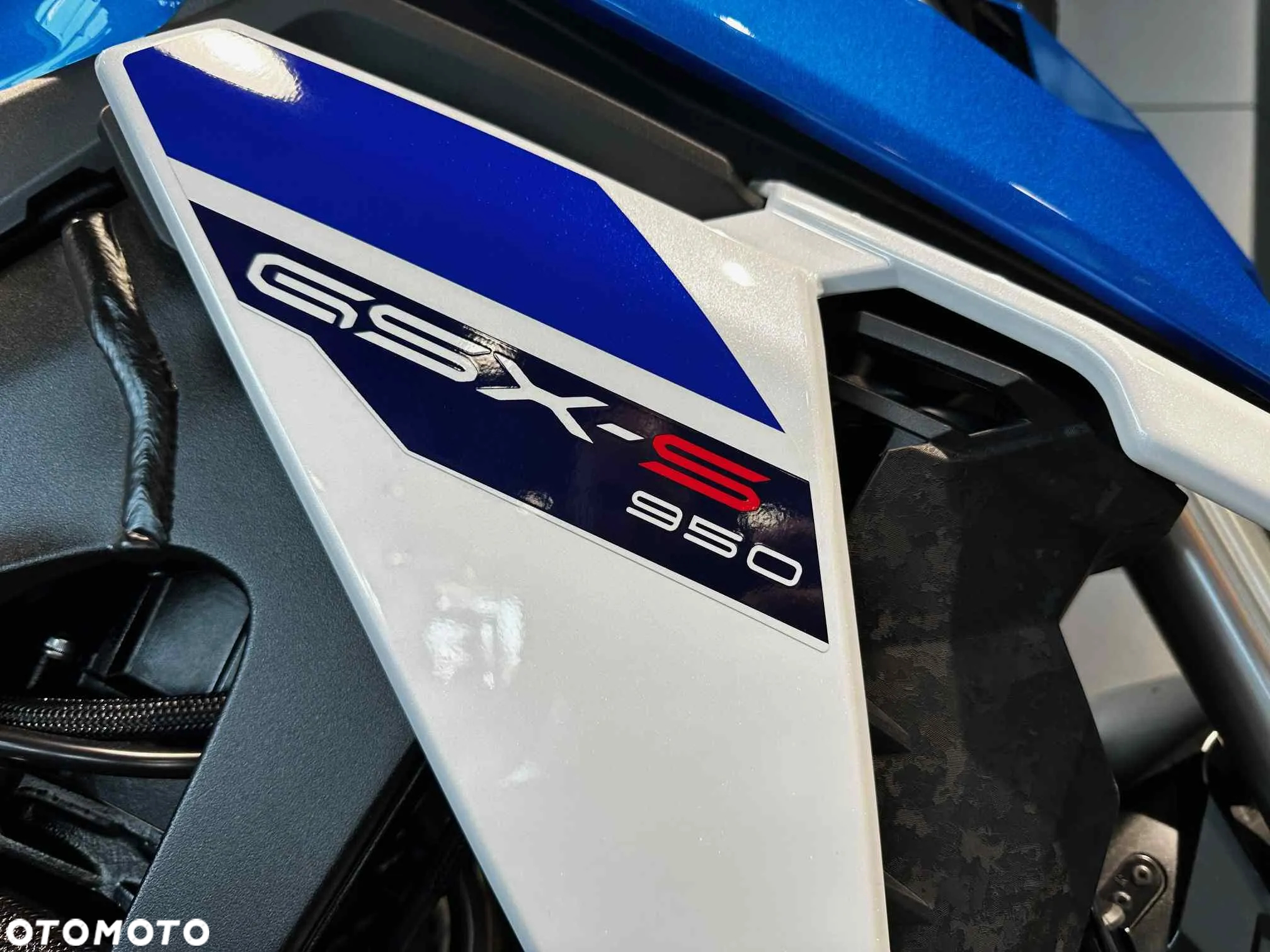 Suzuki GSX - 10