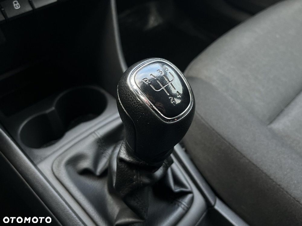 Skoda RAPID 1.0 TSI Active - 22