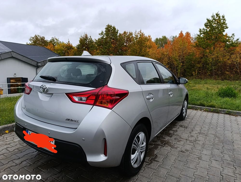 Toyota Auris 1.6 Active - 9