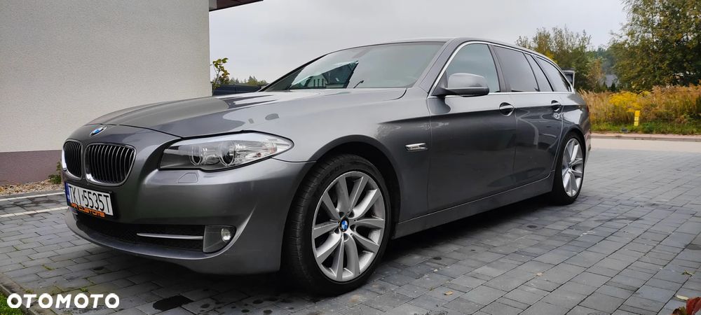 BMW Seria 5 535i xDrive - 8