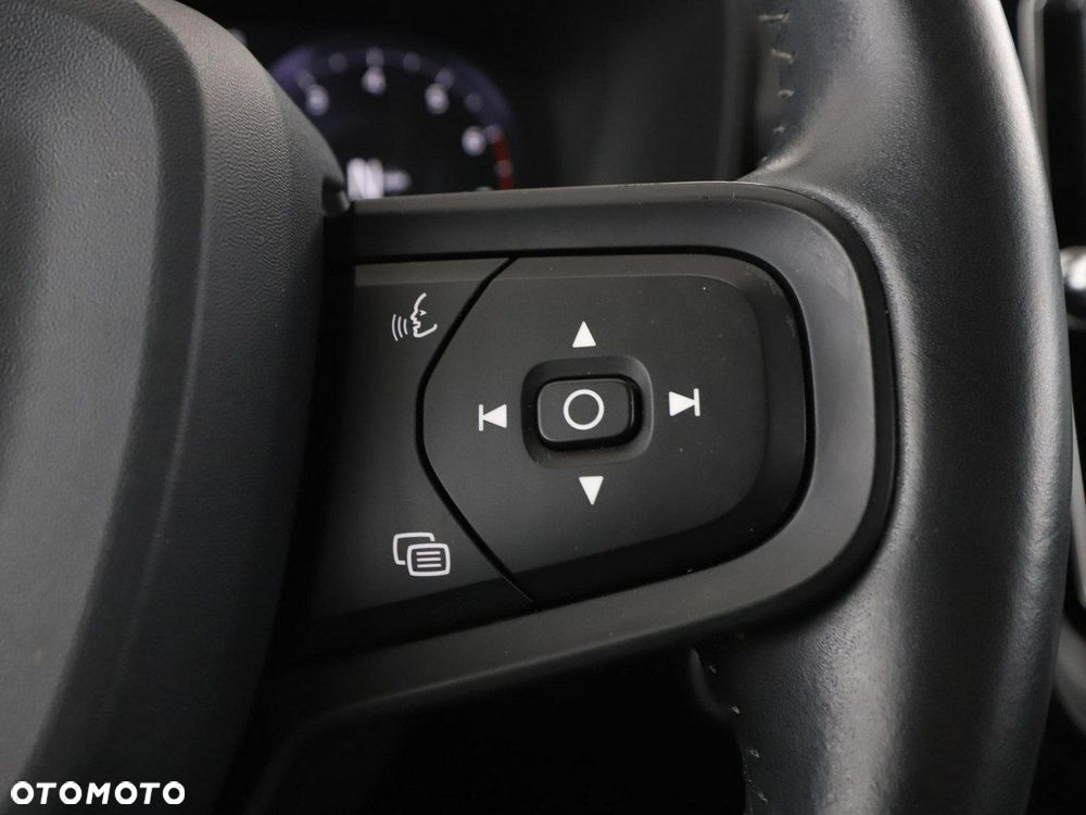 Volvo XC 40 T3 - 33
