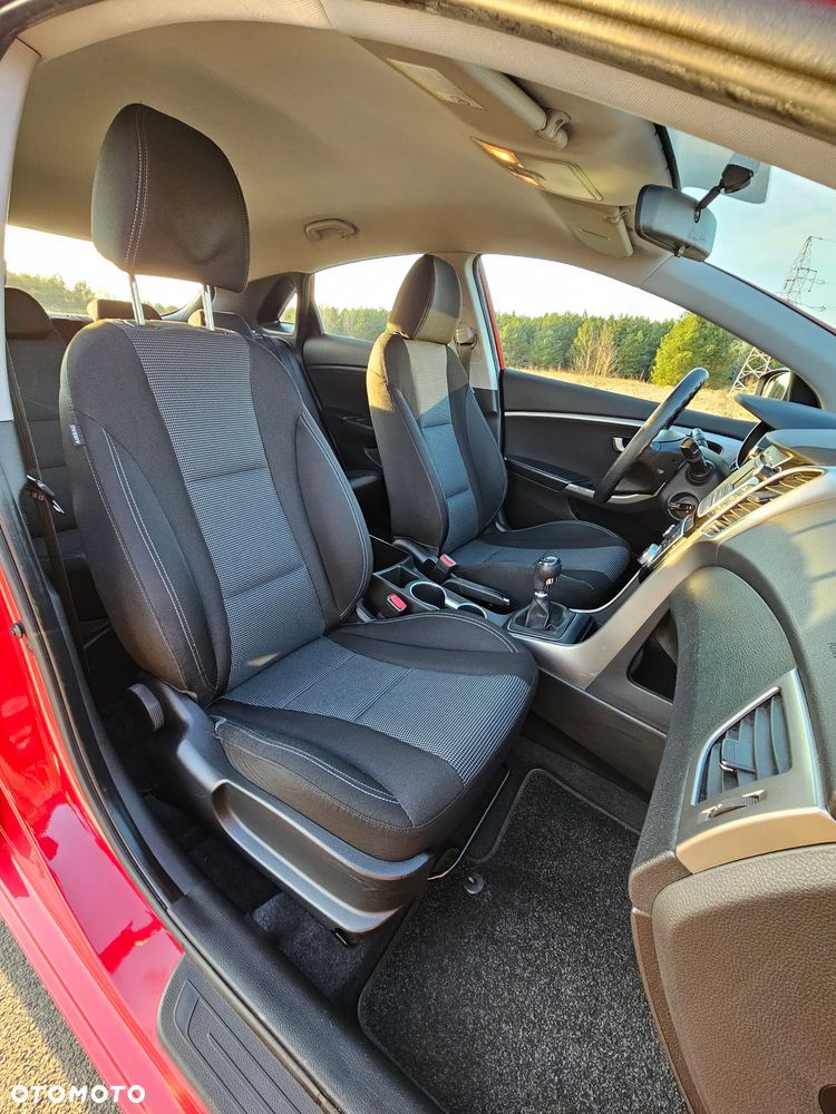 Hyundai i30 - 22