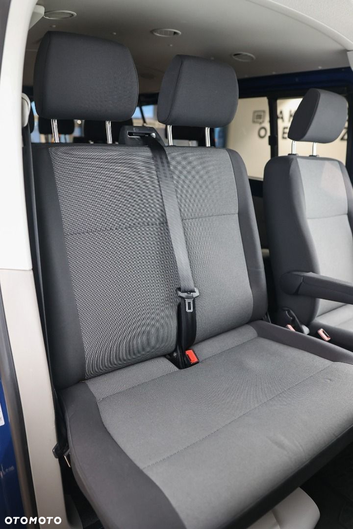 Volkswagen Transporter - 14