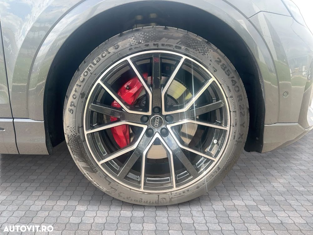 Audi Q8 55 TFSI e quattro Tiptronic PHEV - 7