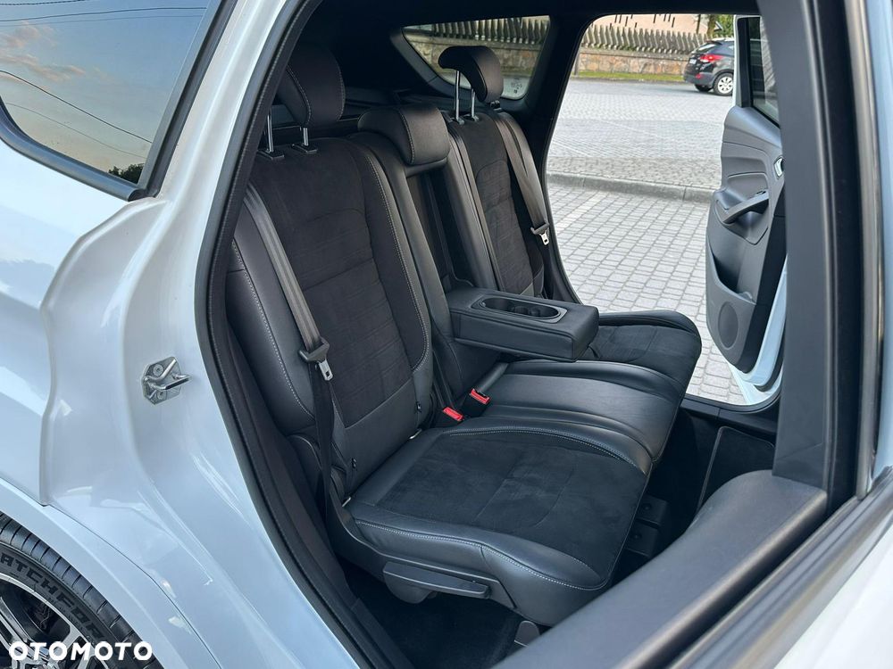 Ford Kuga 2.0 TDCi AWD ST-Line - 12