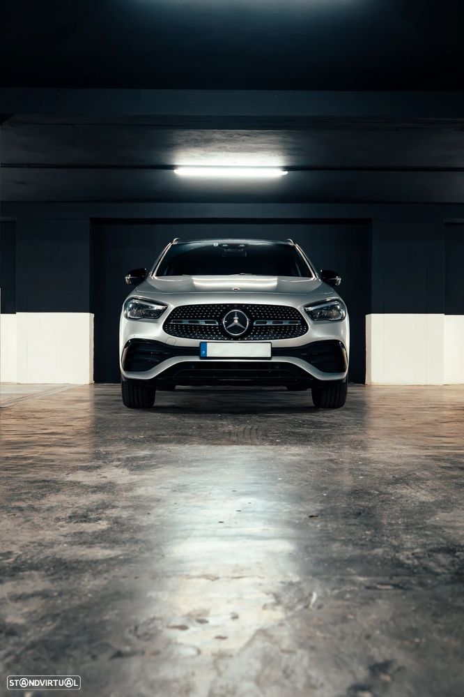 Mercedes-Benz GLA 250 e 8G-DCT AMG Line - 1