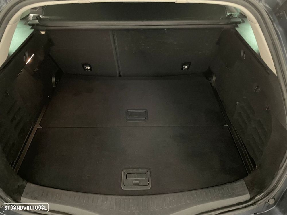 Renault Mégane Sport Tourer 1.5 Blue dCi Limited - 11