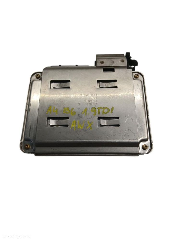 KOMPUTER SILNIKA AUDI A4 B6 1.9 TDI 8E0907411 AWX - 1
