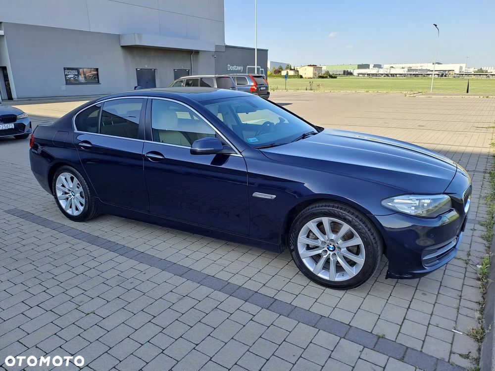BMW Seria 5 520d xDrive - 1