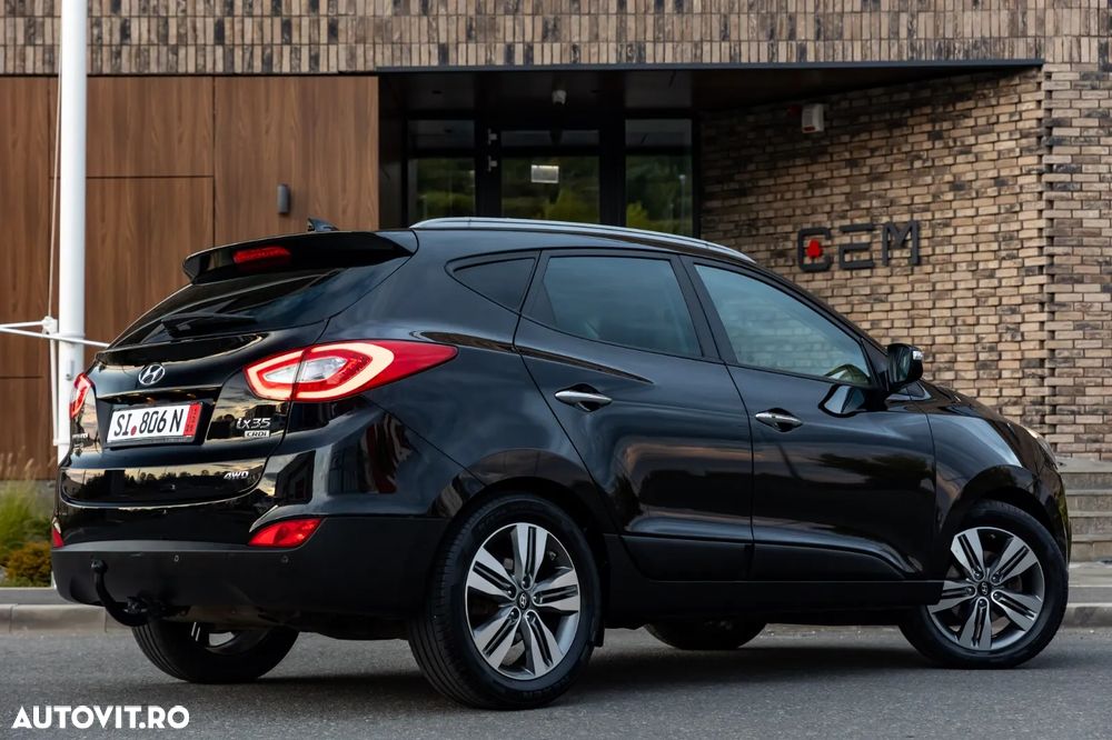Hyundai ix35 2.0 CRDI High 4WD GLS Aut. Luxury+ - 3