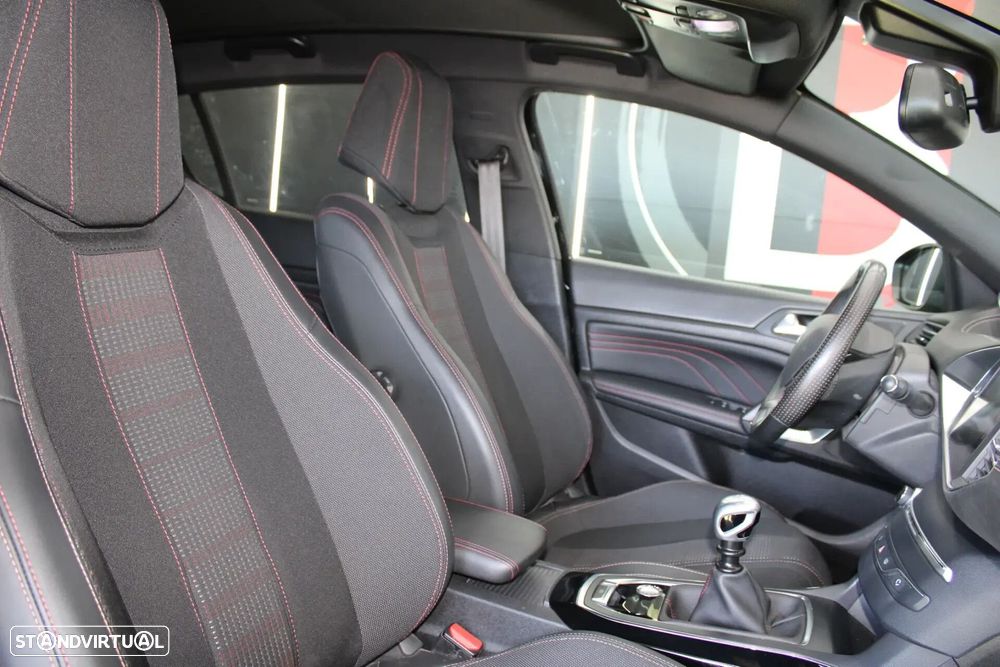 Peugeot 308 PureTech 130 Stop & Start GT-Line Edition - 17