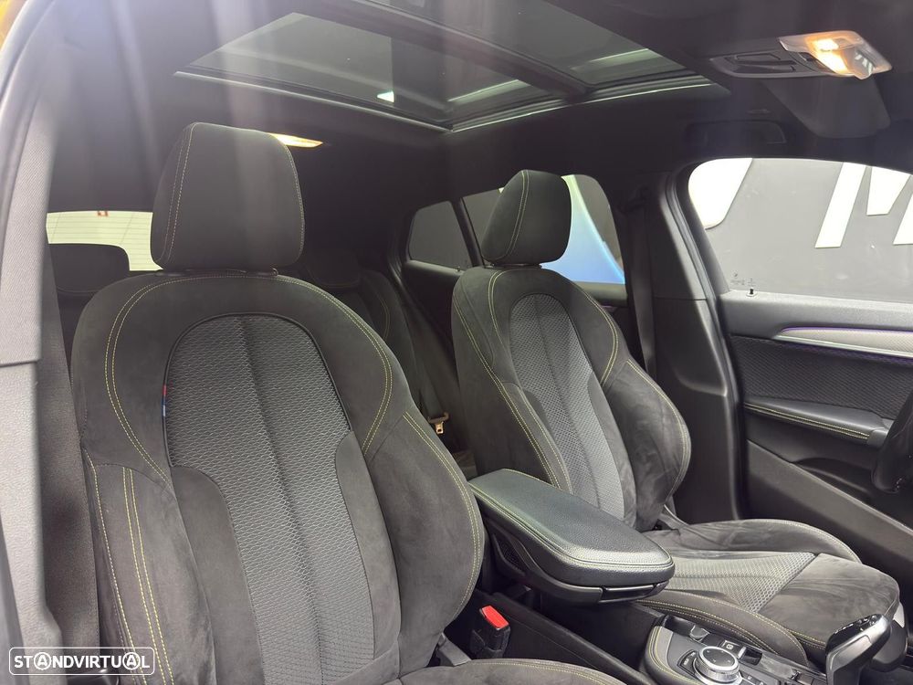BMW X2 18 d xDrive Auto Pack 50 anos M - 46