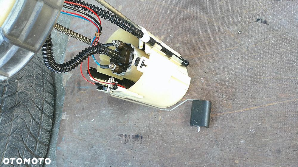 MERCEDES SPRINTER 906 2.2 CDI POMPA PALIWA - 3