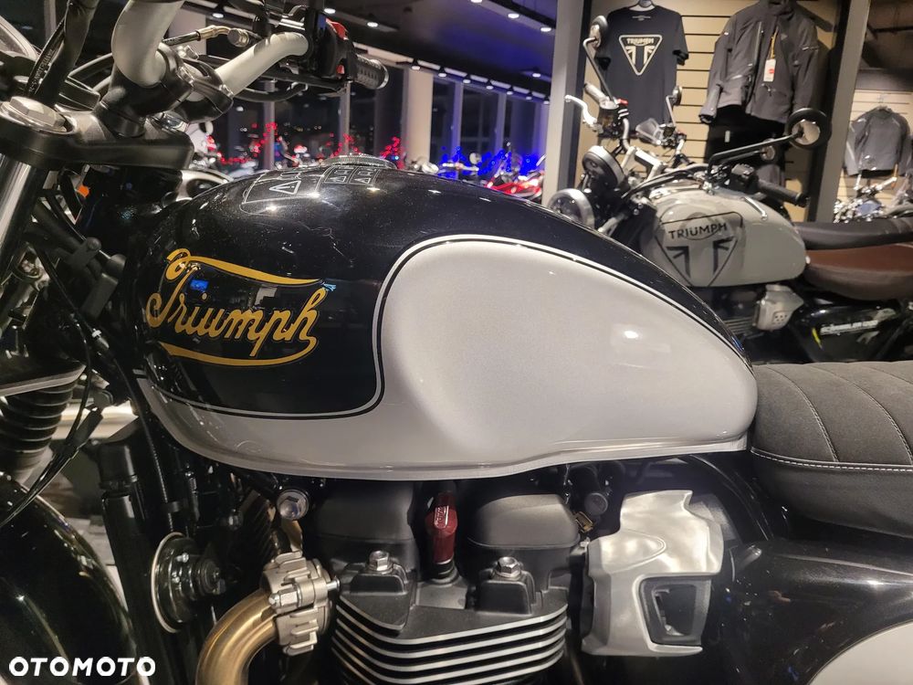Triumph Scrambler - 3
