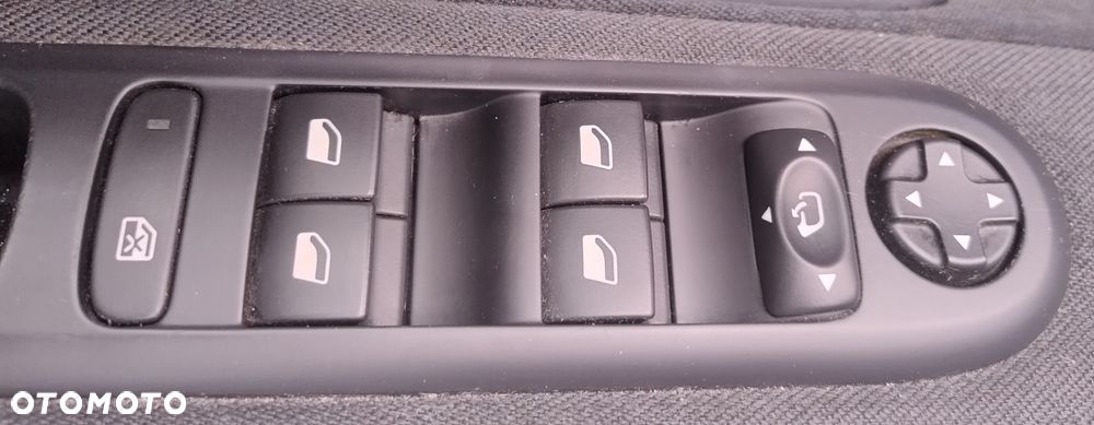 Peugeot 5008 2.0 BlueHDi Allure 7os - 15