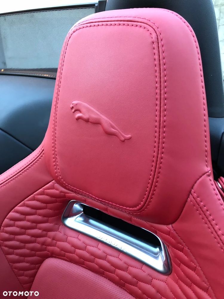 Jaguar F-Type Cabriolet P300 First Edition - 13