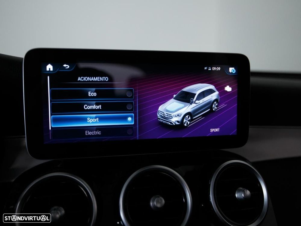 Mercedes-Benz GLC 300 de 4Matic - 29