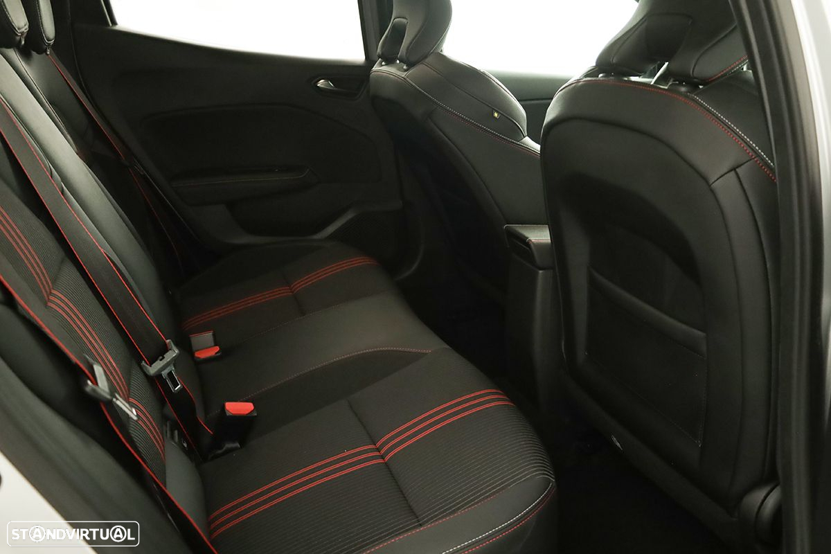 Renault Clio 1.0 TCe RS Line - 23