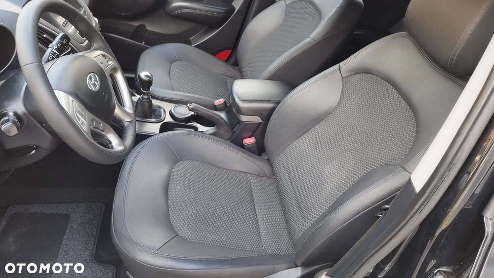 Hyundai ix35 1.6 2WD Style - 17