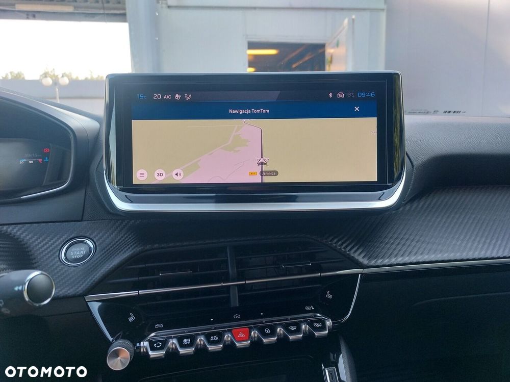 Peugeot 2008 1.2 PureTech Allure S&S EAT8 - 24