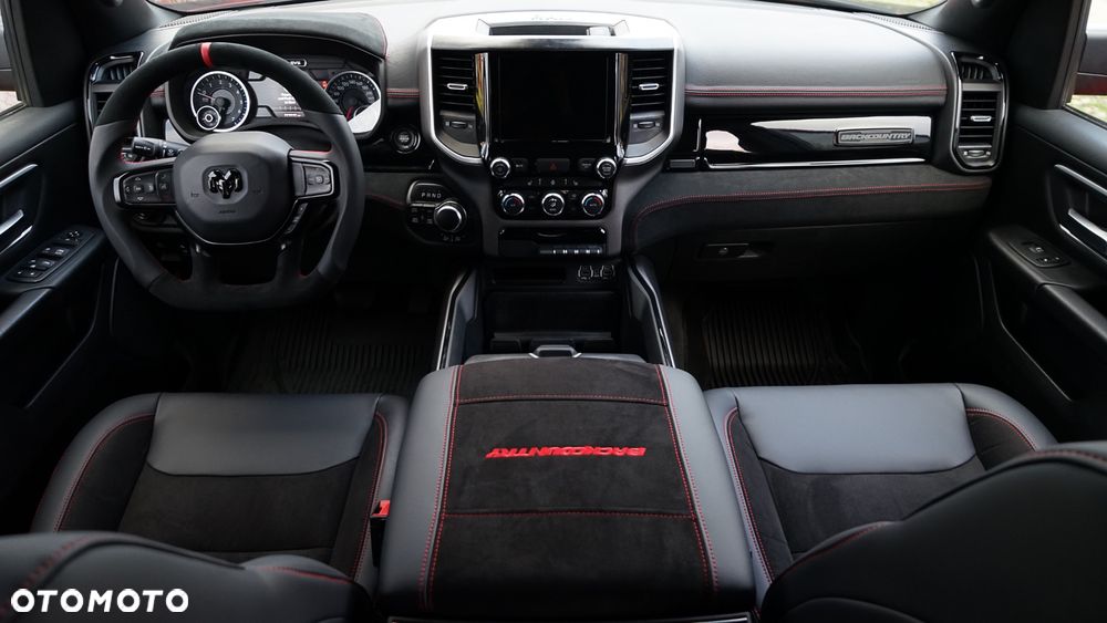 RAM 1500 Crew Cab MB Sport - 22