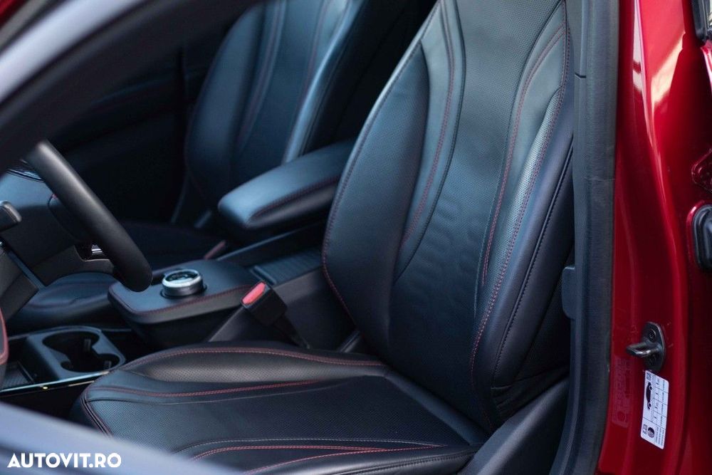 Ford Mustang Mach-E AWD Standard Range 198 kW Premium - 19