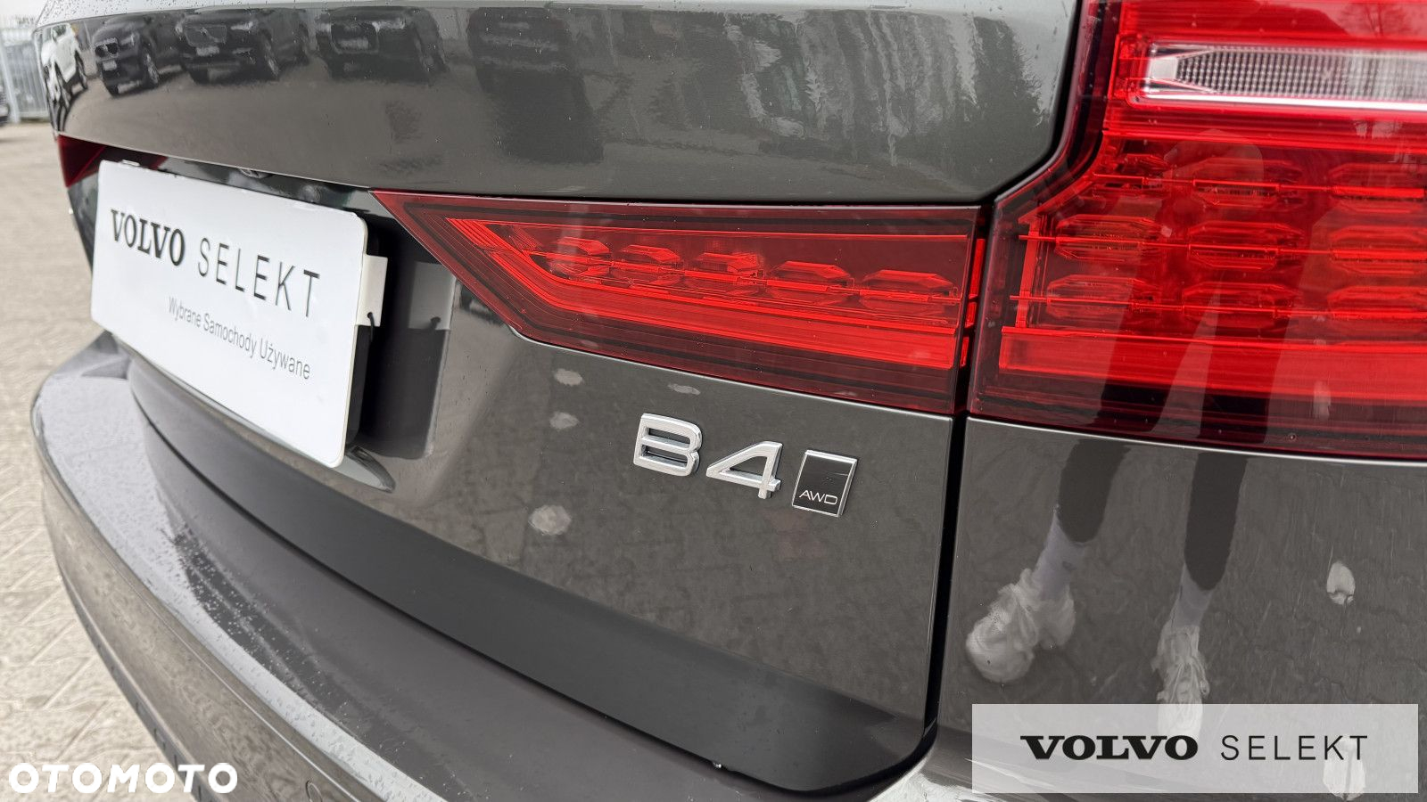 Volvo V60 Cross Country - 14