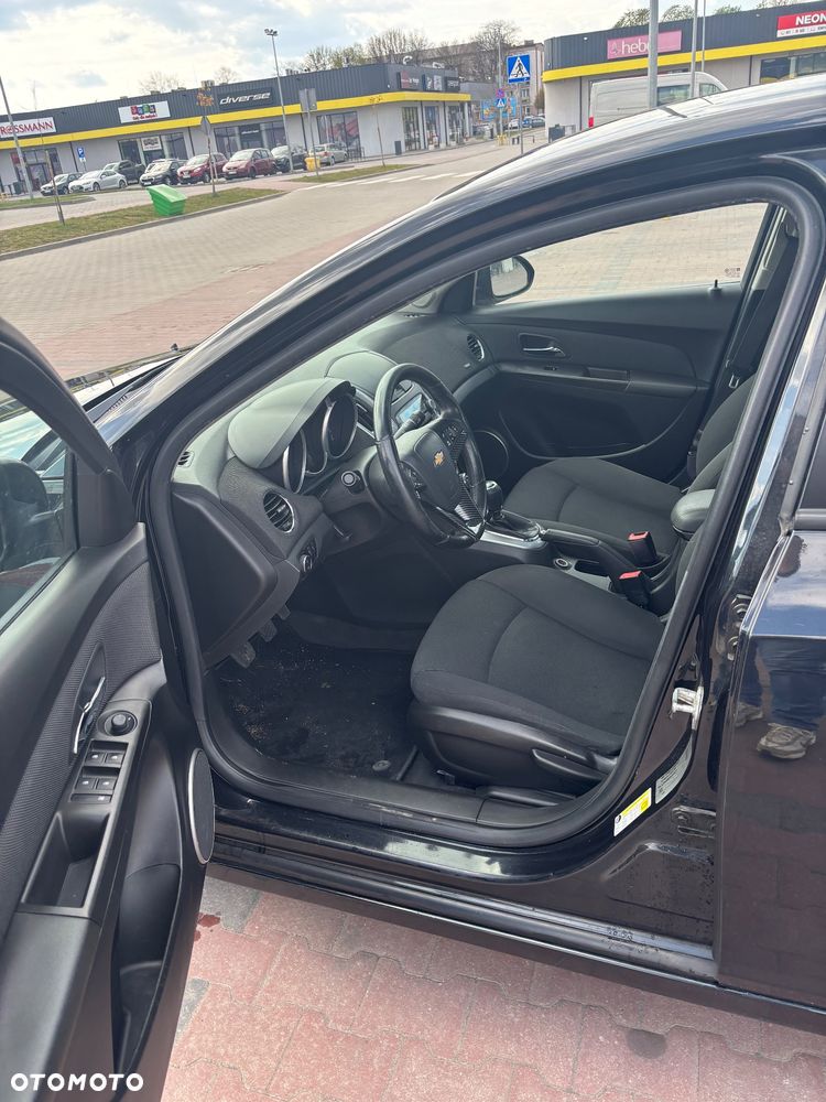 Chevrolet Cruze - 13
