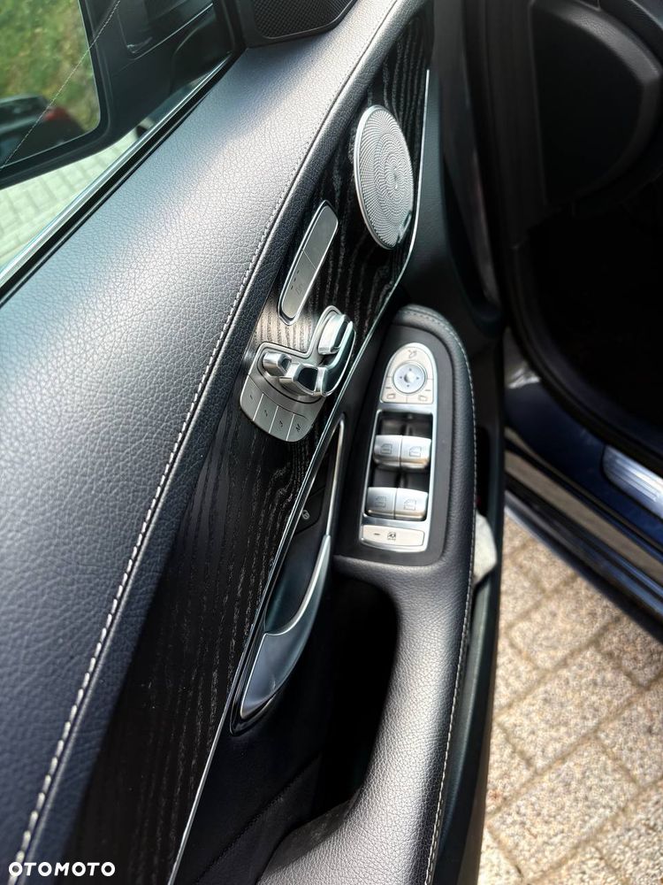 Mercedes-Benz Klasa C 300 7G-TRONIC - 7