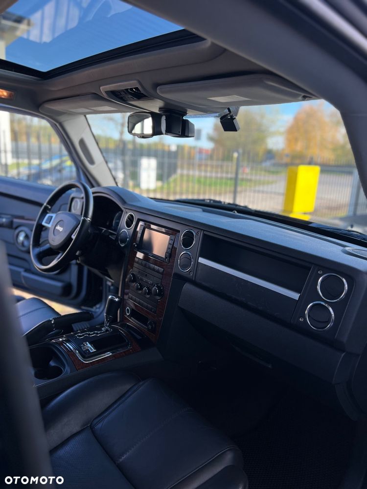 Jeep Commander 5.7 V8 Limited - 10