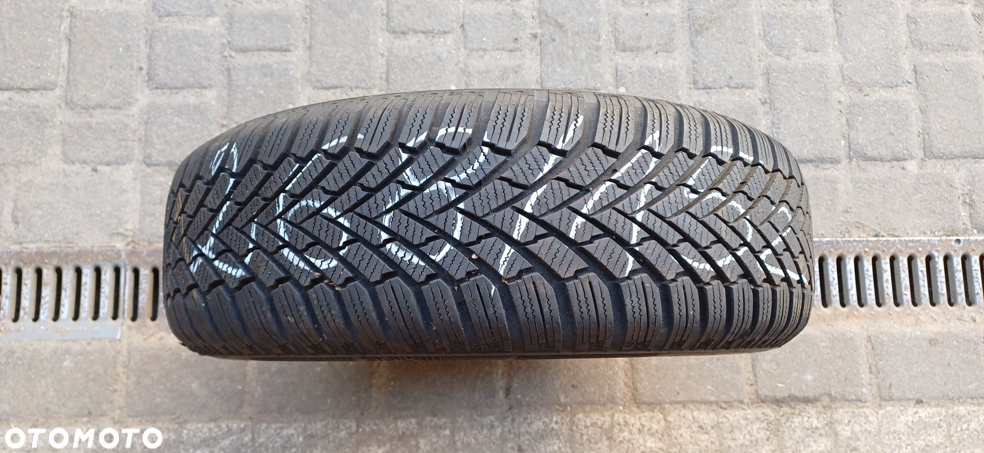 CONTINENTAL 195/65R15 , pojedyńcza opona zimowa. - 1