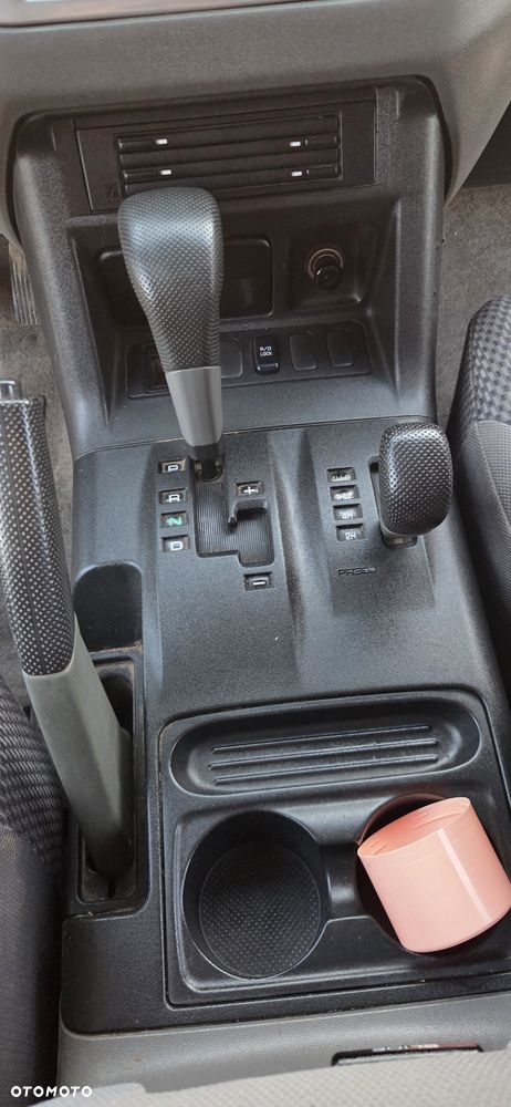 Mitsubishi Pajero - 3