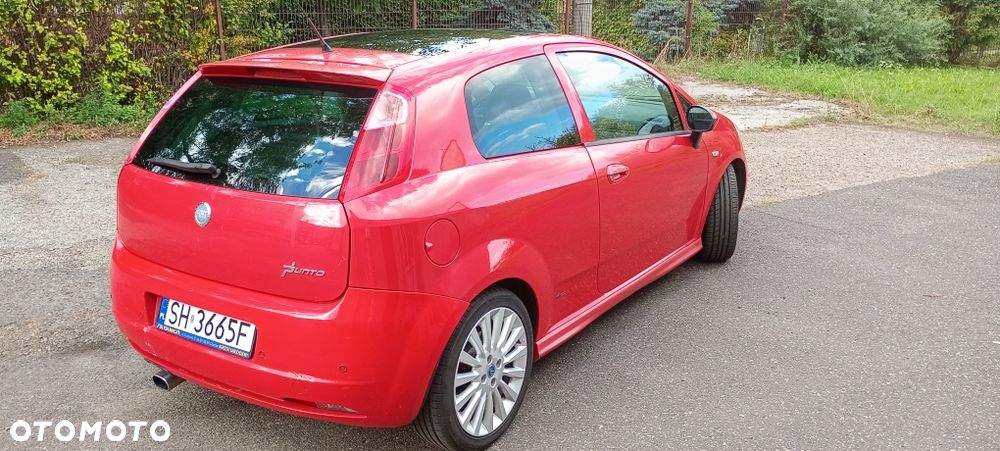 Fiat Grande Punto - 5