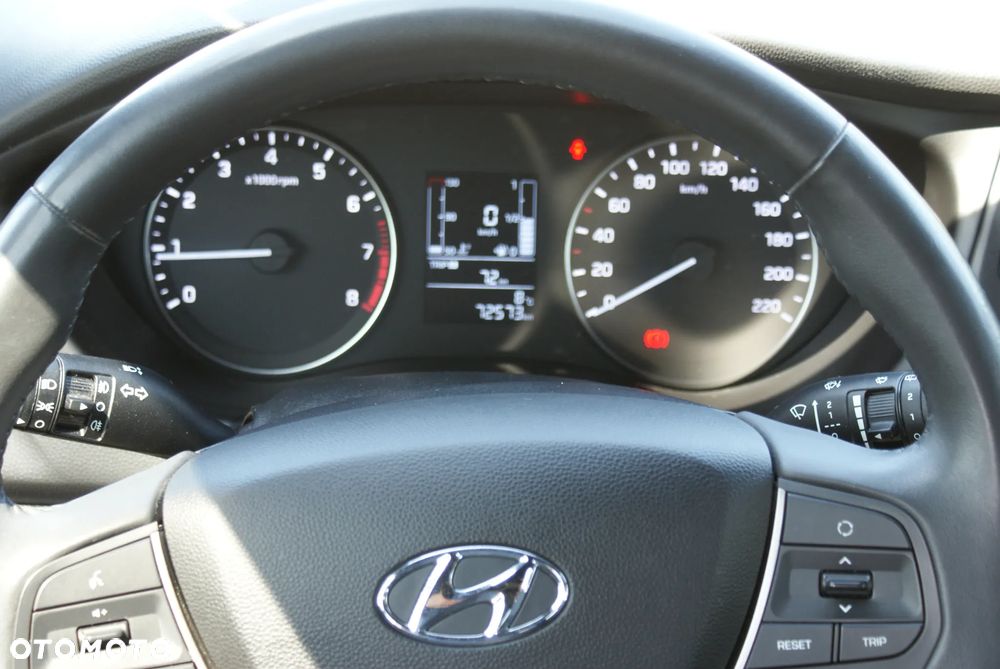 Hyundai i20 1.2 GO - 8