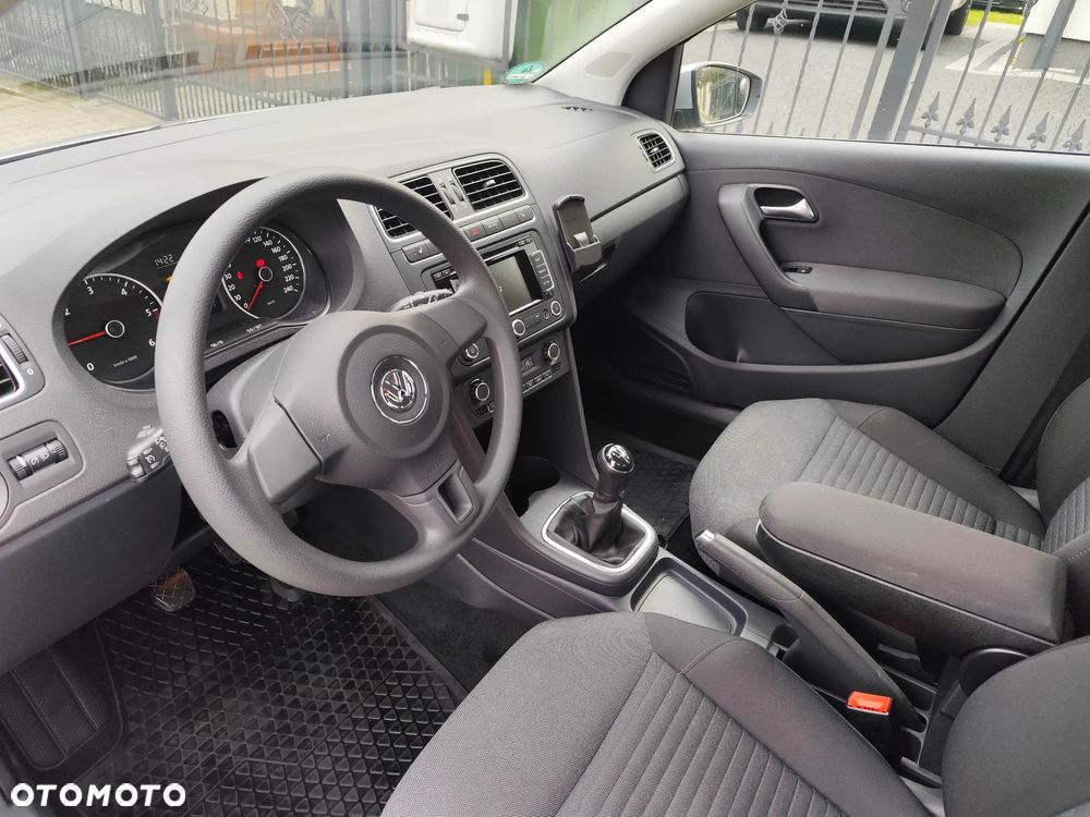Volkswagen Polo 1.6 TDI Comfortline - 5