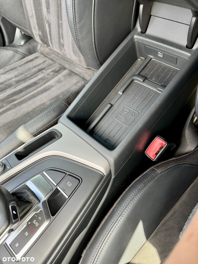 Audi A4 Limousine 40 TFSI S tronic - 10