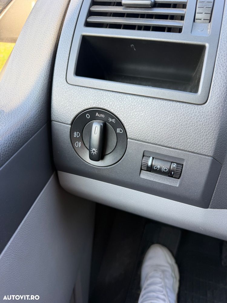 Volkswagen Transporter - 13
