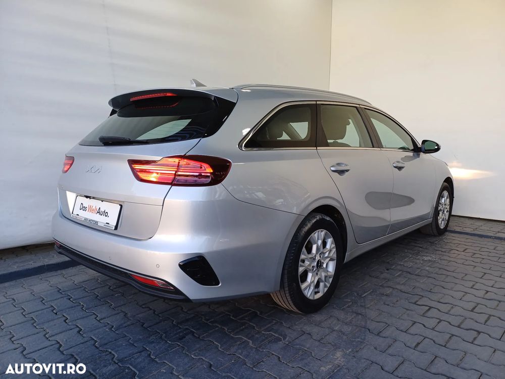 Kia Ceed - 37