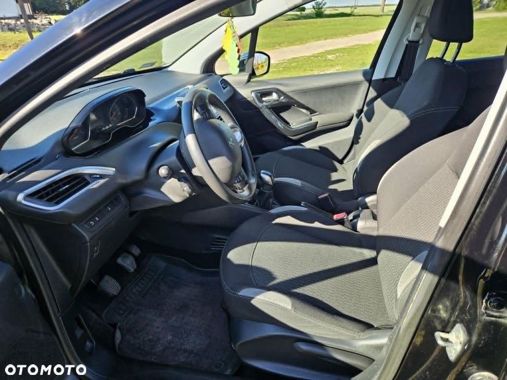 Peugeot 208 1.2 PureTech Active - 8