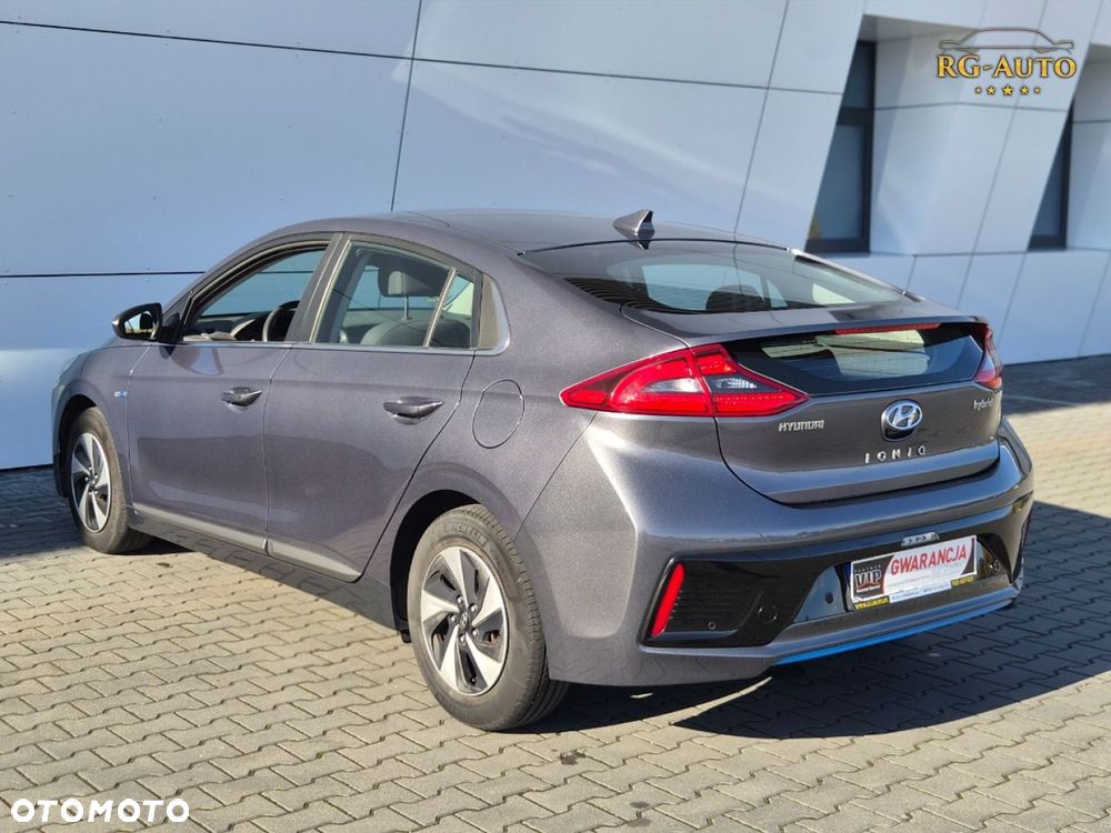 Hyundai IONIQ - 9