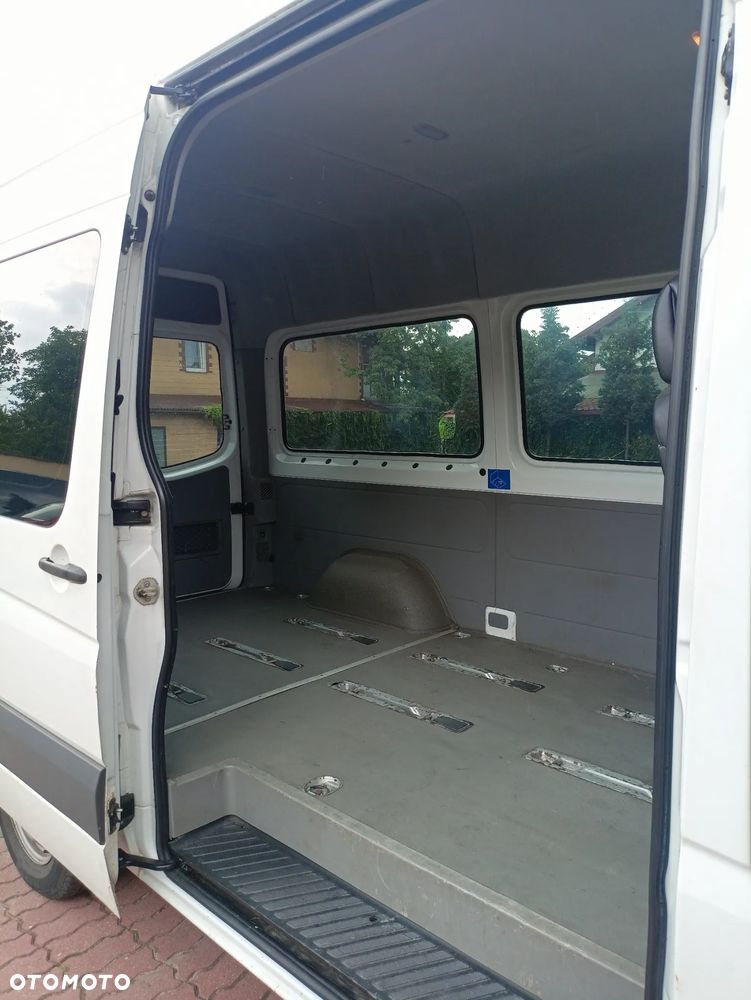 Mercedes-Benz Sprinter - 15