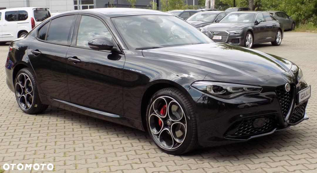 Alfa Romeo Giulia - 8