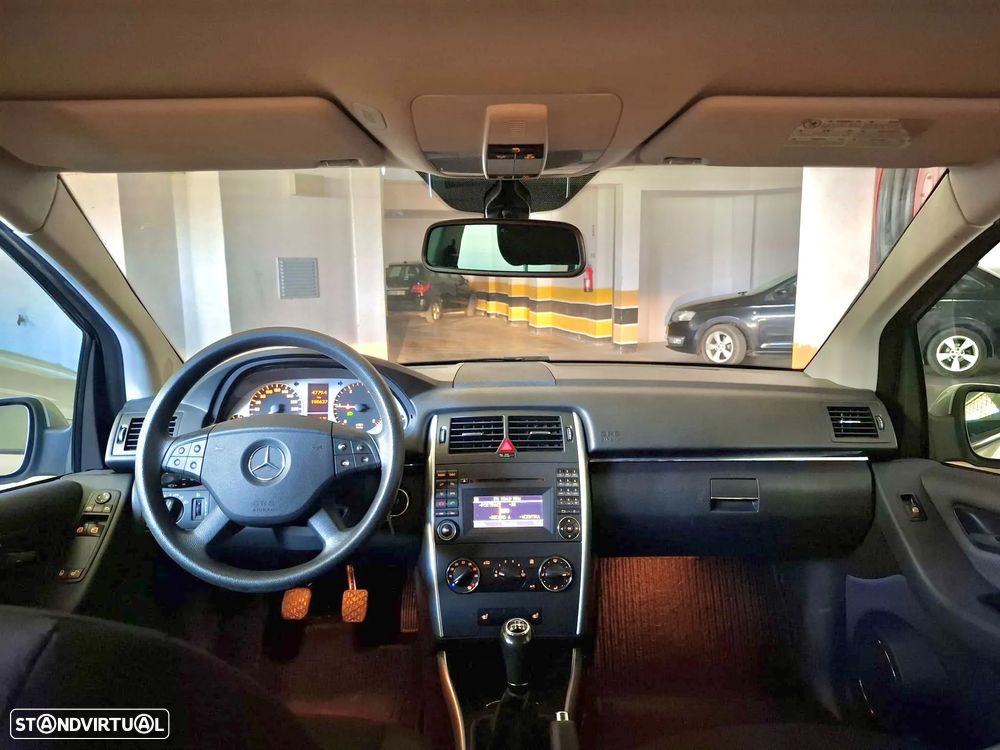 Mercedes-Benz B 180 CDi - 6