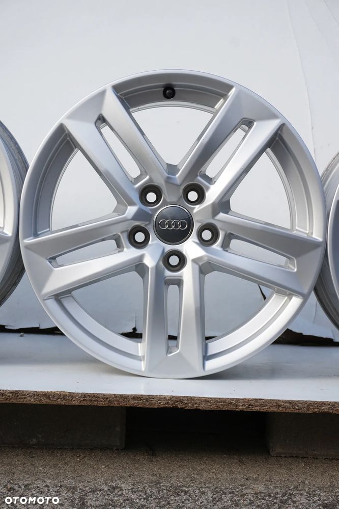 Audi 5x112 17 7J et42 ori lak - 6
