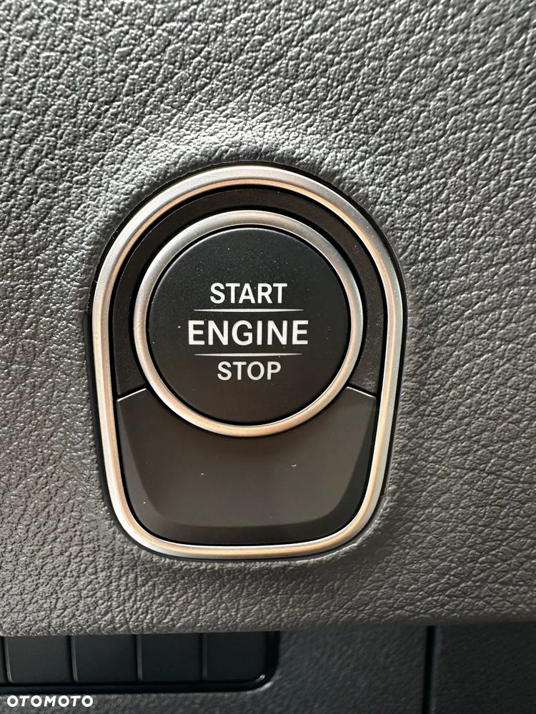 Mercedes-Benz Sprinter - 21