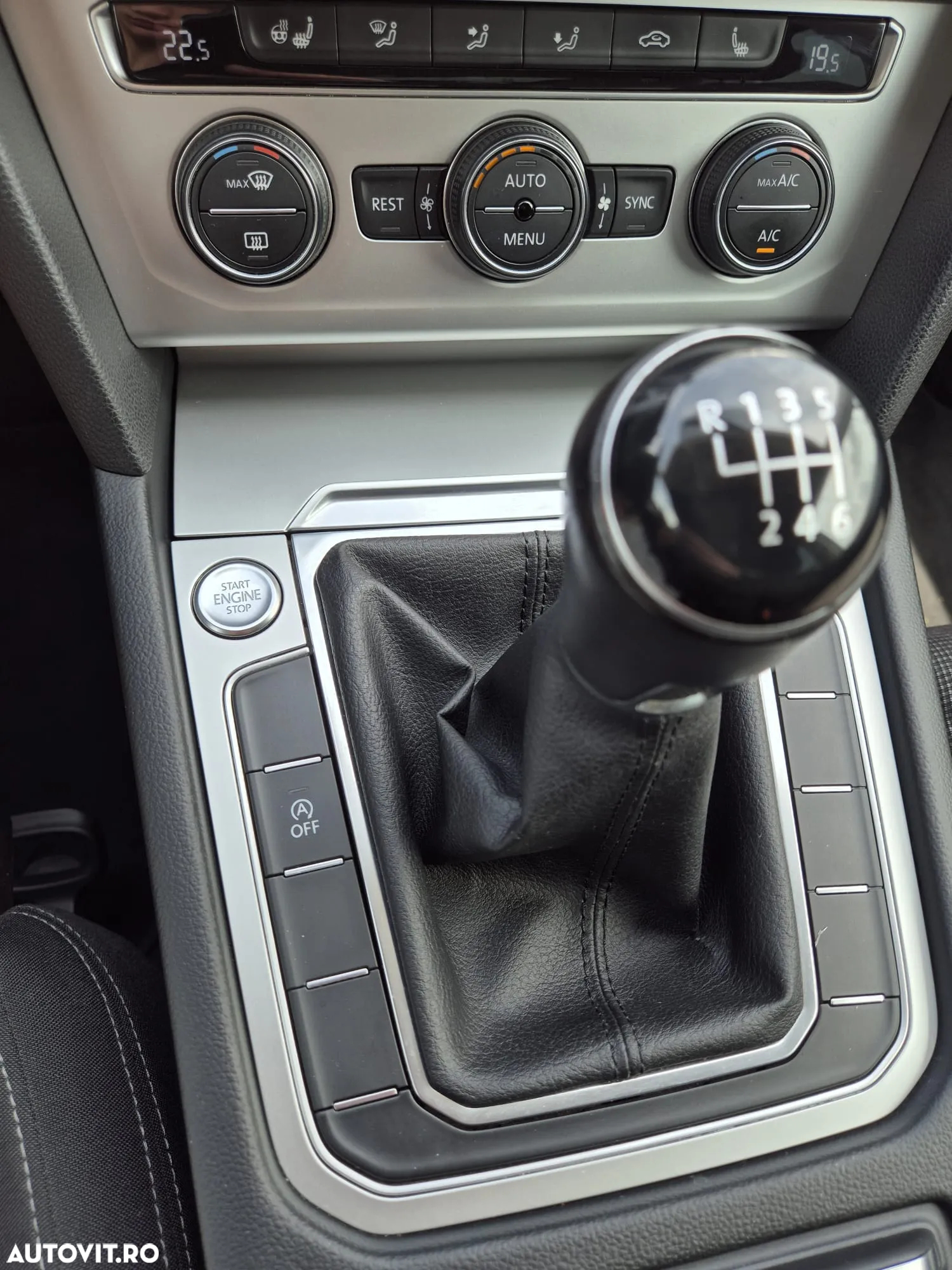 Volkswagen Passat 2.0 TDI Comfortline - 10