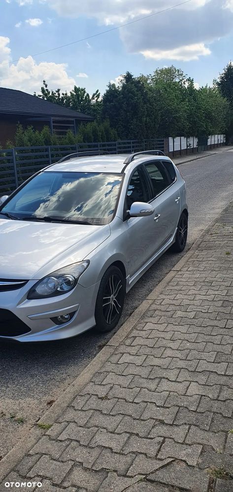 Hyundai i30 1.6 CRDi Comfort - 1