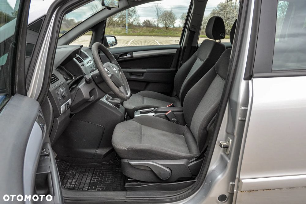 Opel Zafira - 7