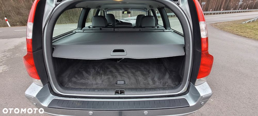 Volvo V70 D5 AWD Summum - 18