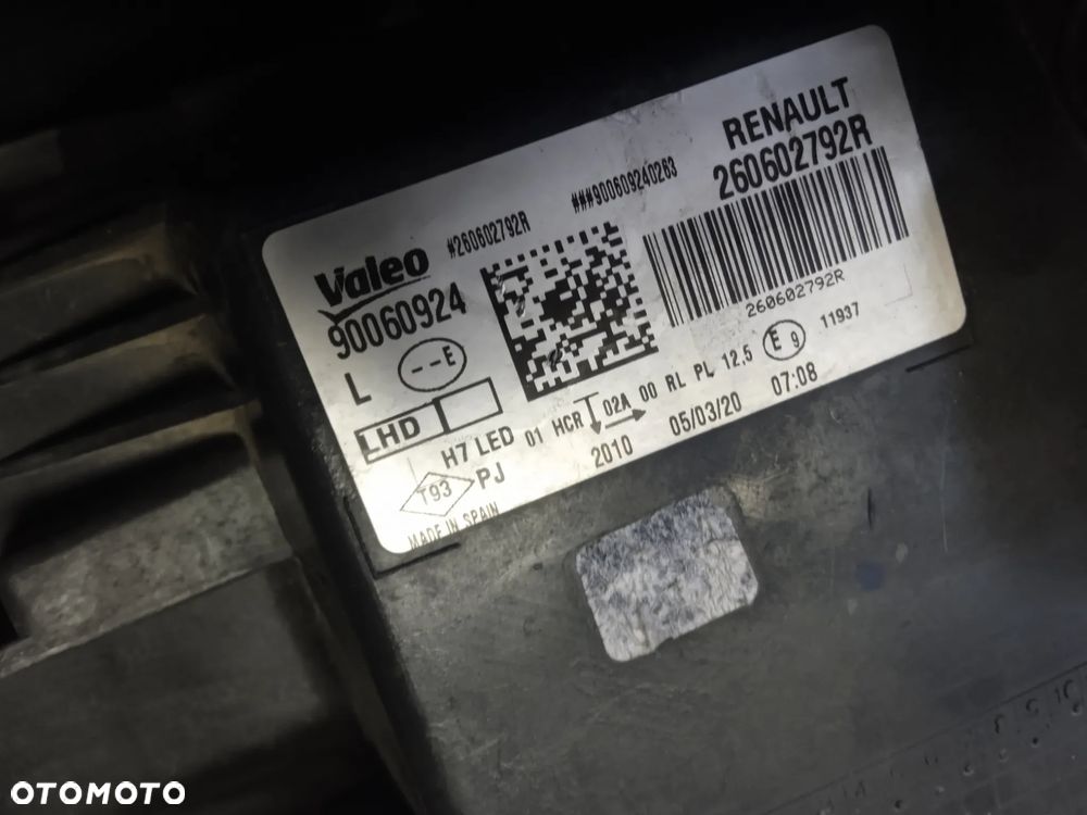 REFLEKTOR LEWY RENAULT MEGANE IV 260602792R - 7